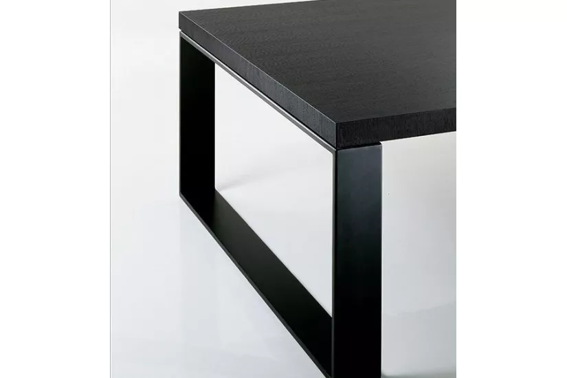 Vittorio Table