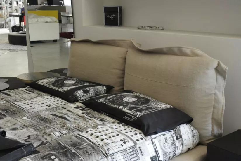 Nebula Five Bed (Expo Offer)