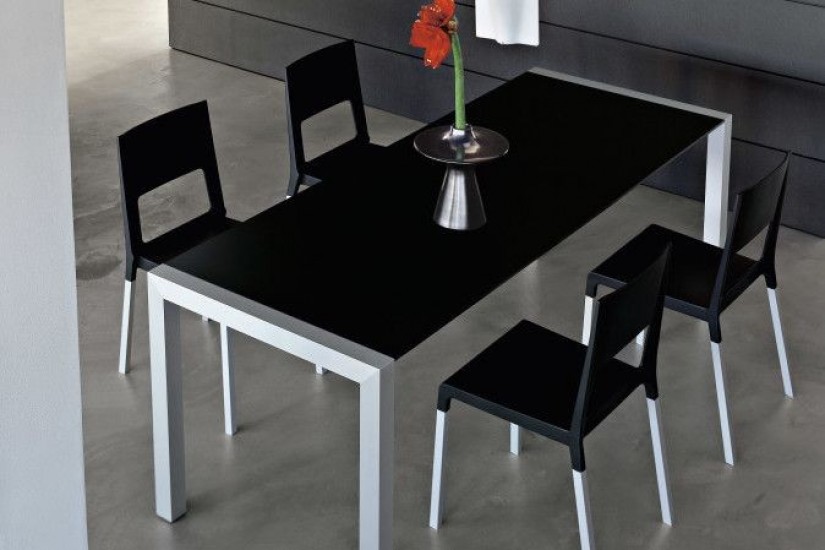 Sushi Extendable Table