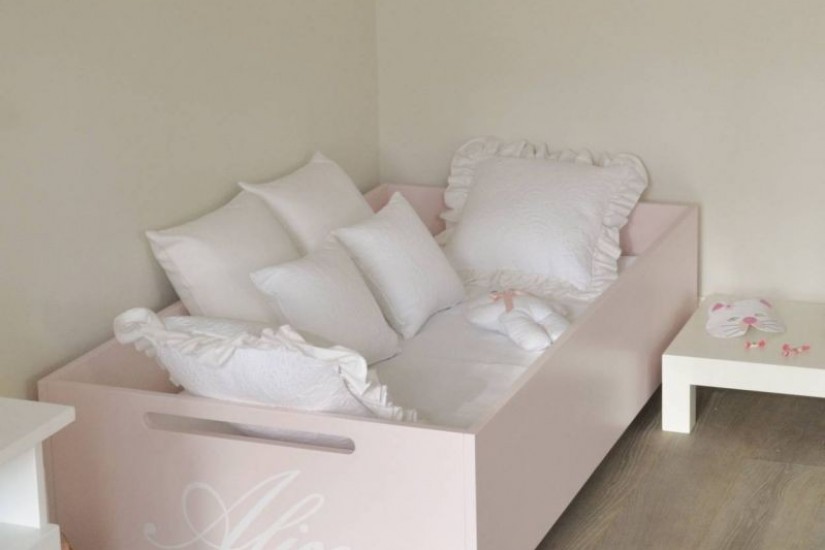 Petit Bed