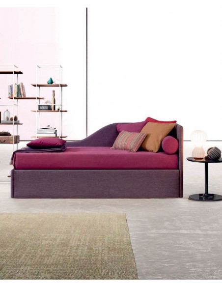 Lit rembourré au design complet avec matelas