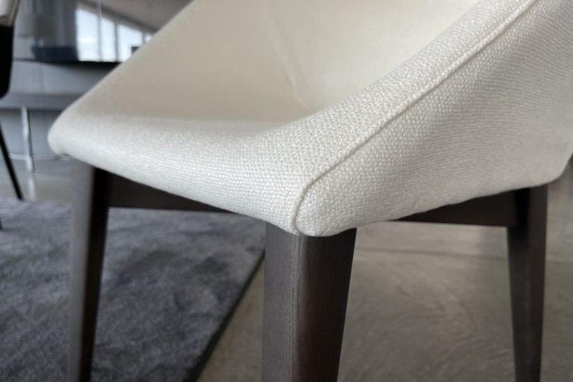 W-Hexagon Chair (Expo Offer)