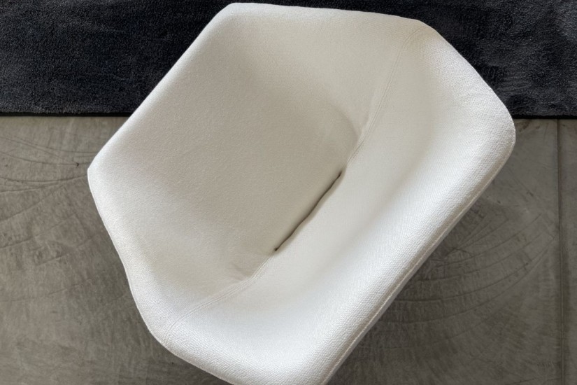 W-Hexagon Chair (Expo Offer)