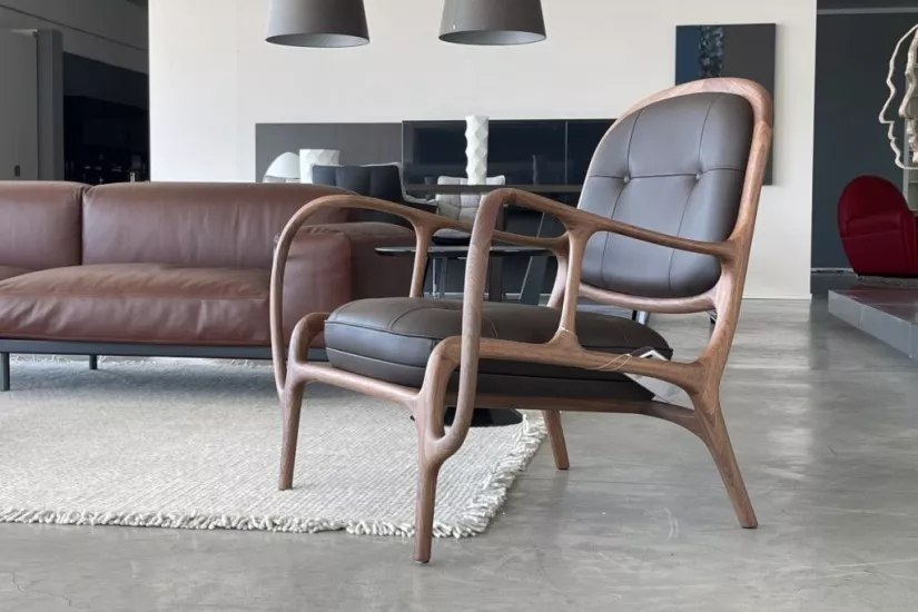 Twenty Two Armchair in Leather (Expo Offer)