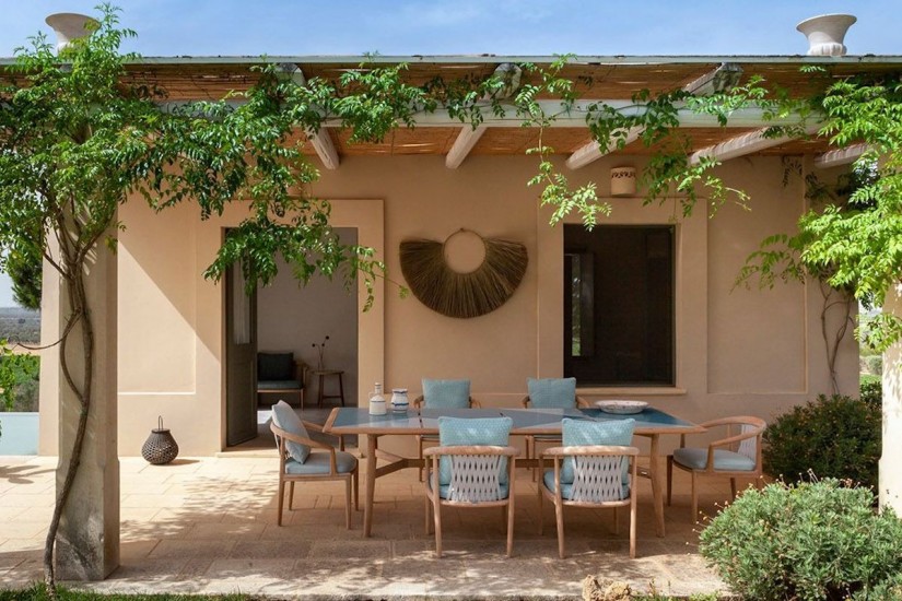 The Secret Garden 260x110 h75 Outdoor Table