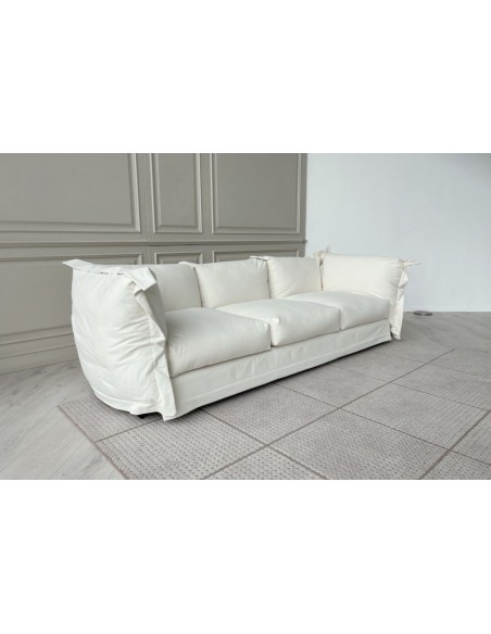 Cloudscape Sofa (Expo Offer)