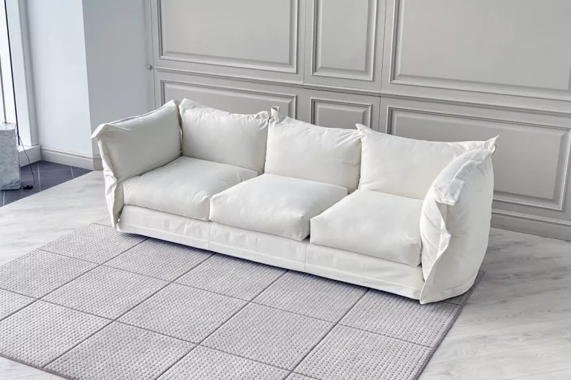 Cloudscape Sofa (Expo Offer)