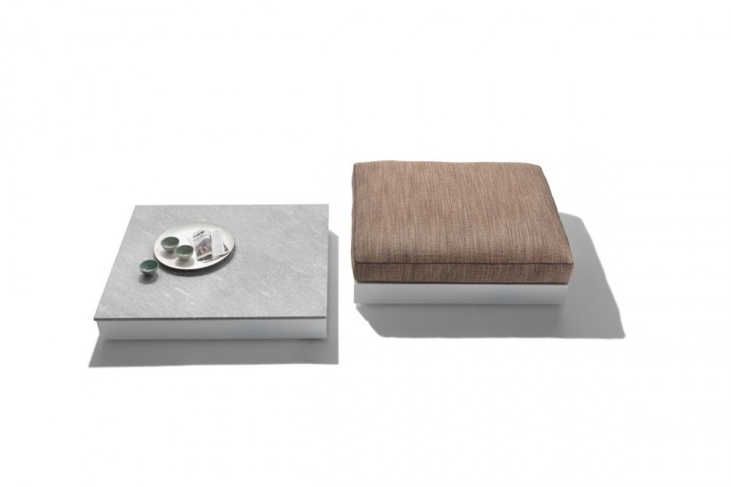 Freeport Outdoor Sofa