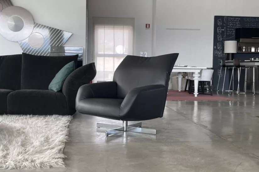 Chiara Armchair (Expo Product)