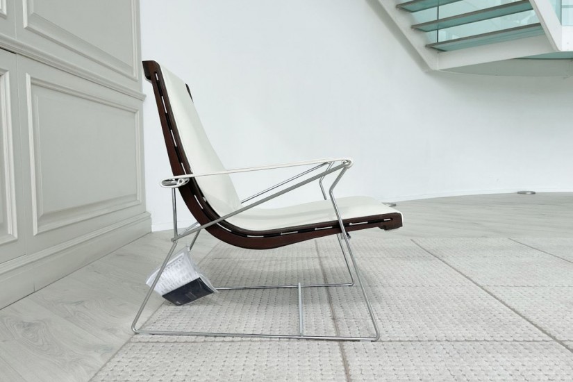 J.J. Armchair (Expo Offer)