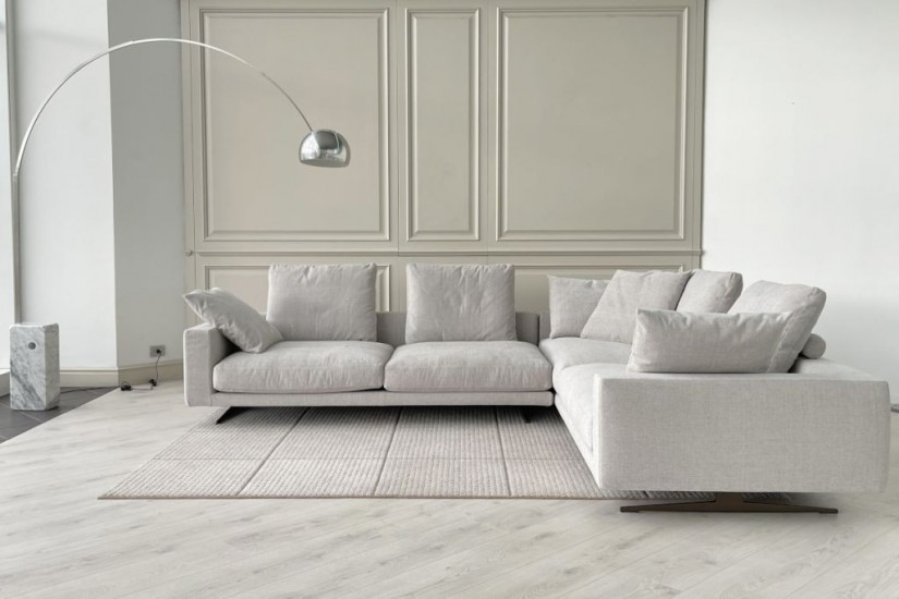 Campiello Sofa (Expo Offer)