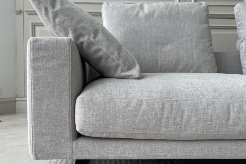 Campiello Sofa (Expo Offer)