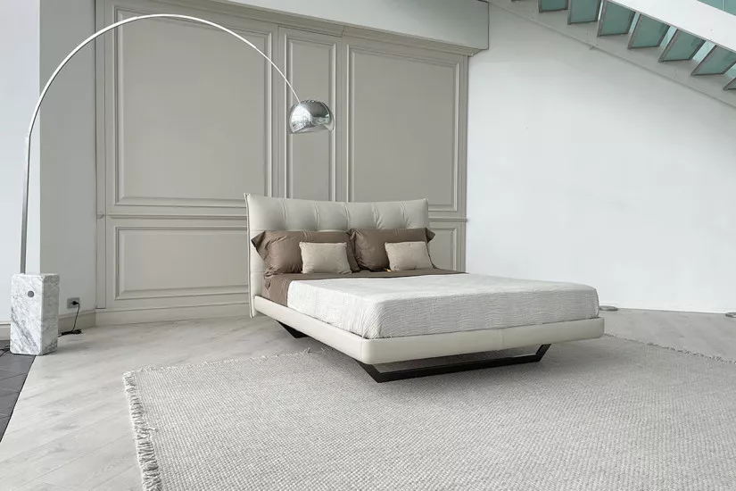 Aurora Tre Bed (Expo Offer)