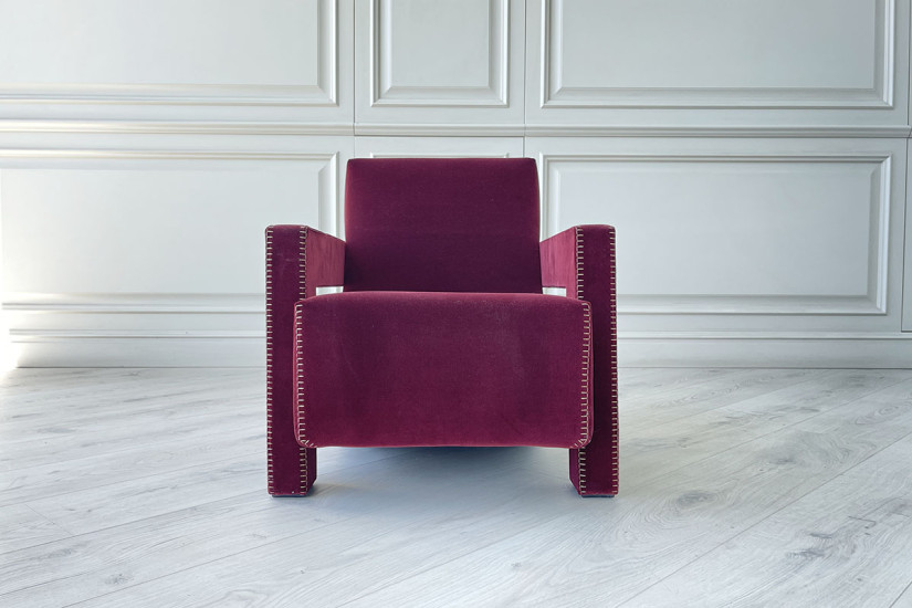 Utrecht Armchair - Red Version (Expo Offer)