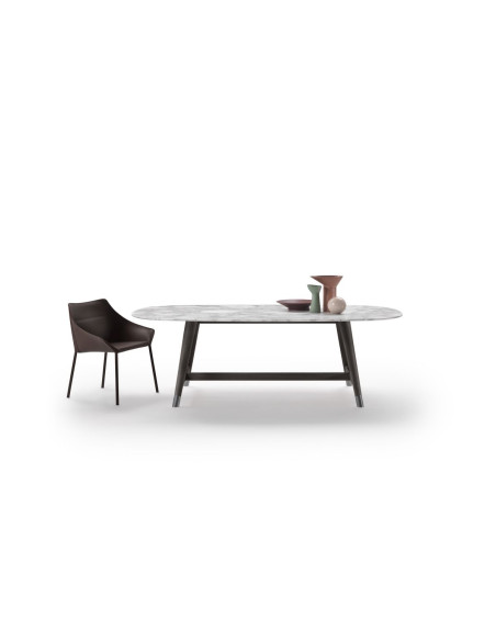 Desco Table
