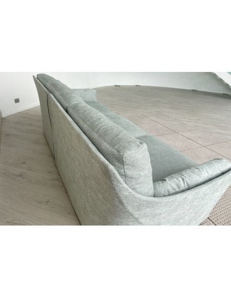 Vittoria Sofa (Expo Offer)