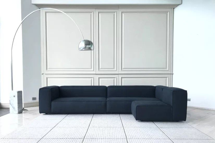 NeoWall Sofa (Expo Offer)