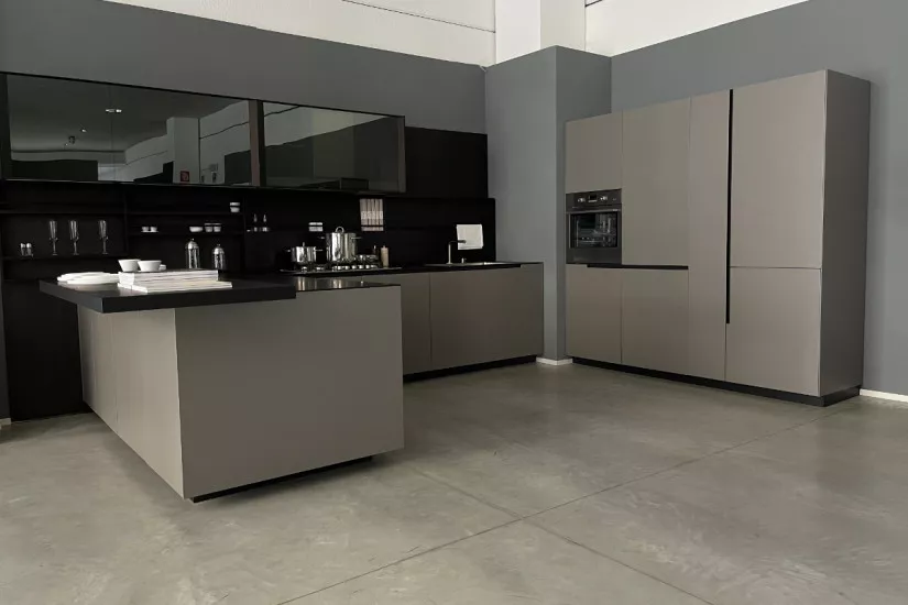 Phoenix Kitchen (Expo Offer)