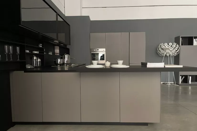 Phoenix Kitchen (Expo Offer)