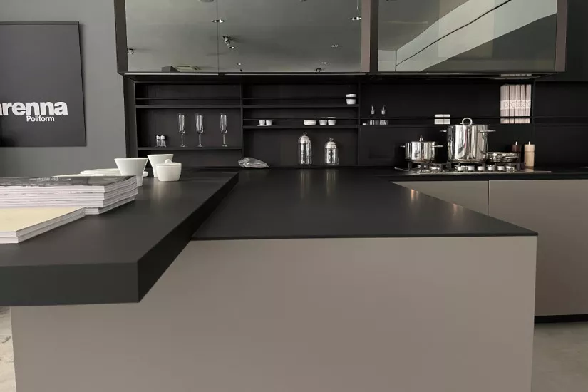 Phoenix Kitchen (Expo Offer)