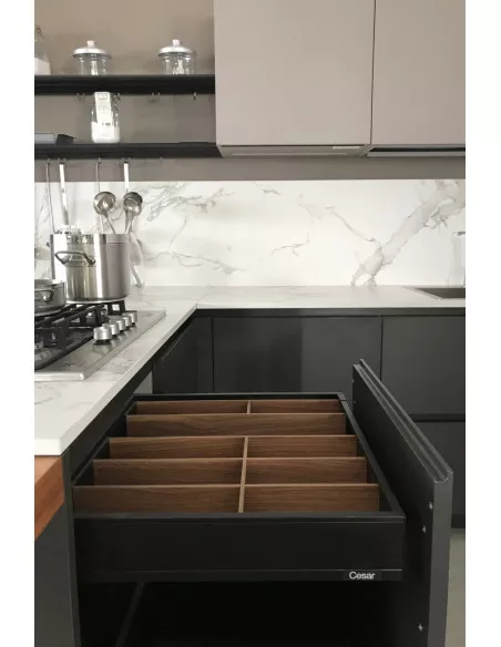 Maxima 2.2 Kitchen (Expo Offer)