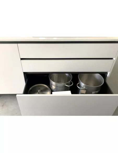 Alea Kitchen Silver Grey (Expo Offer)
