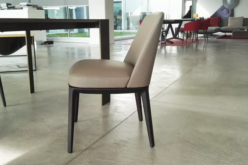 Sophie Chair (Expo Offer)