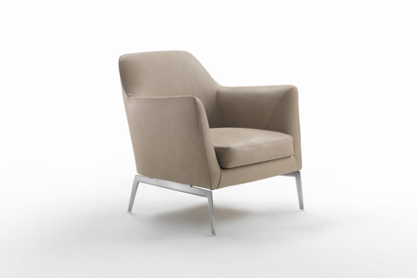 Luce Armchair