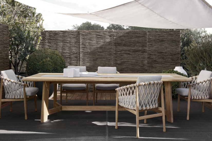 Ginestra Outdoor Table