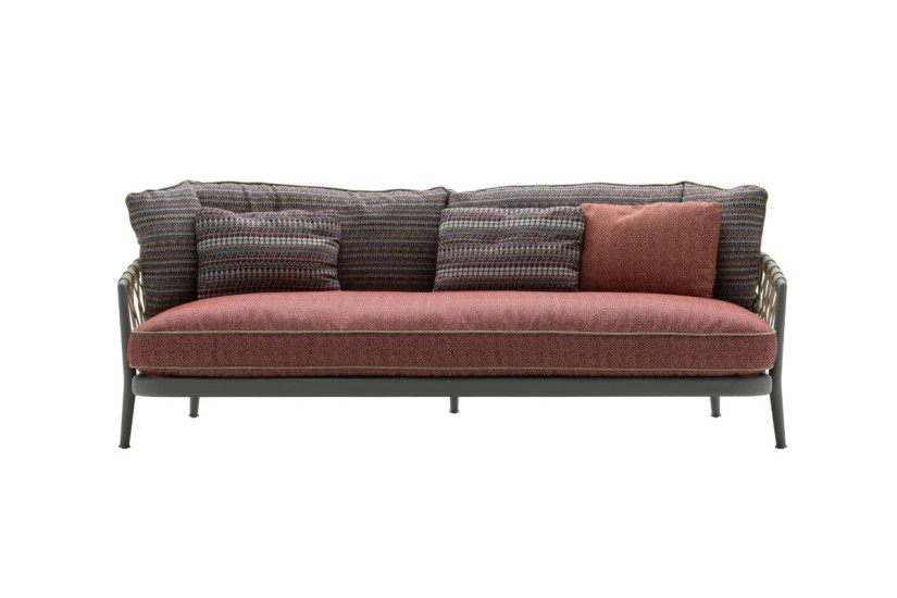Erica ’19 Outdoor Sofa