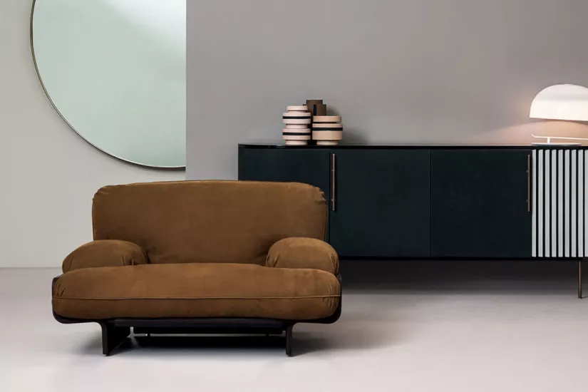 Plissé Storage Unit