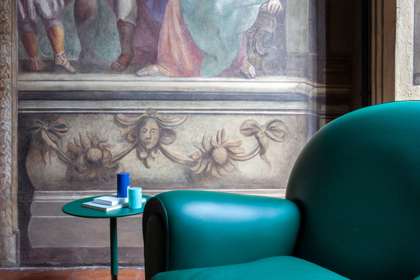 Vanity Fair XC Armchair