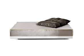 Bed & Breakfast Sofa 2