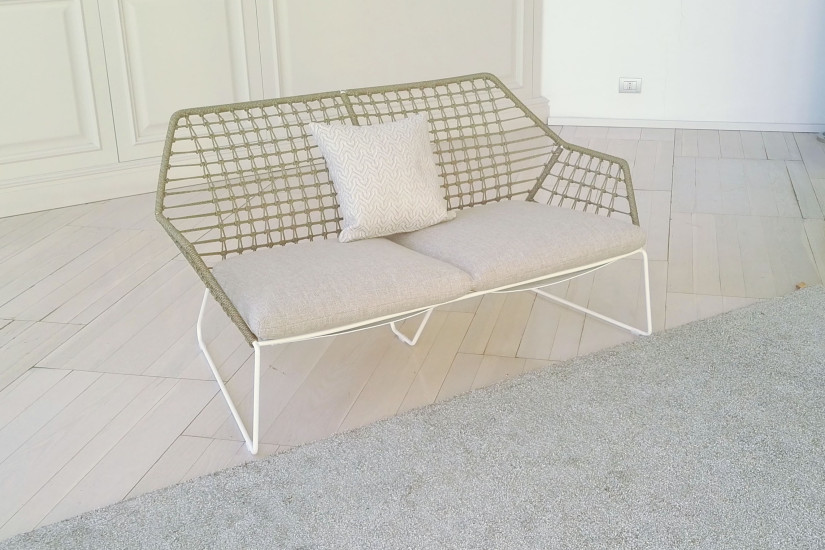 New York Soleil Sofa (Expo Offer)