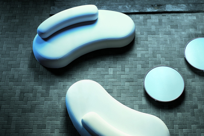 Bubble Rock Outdoor Sofa