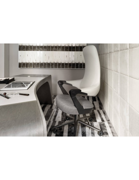 Springer Executive Armchair