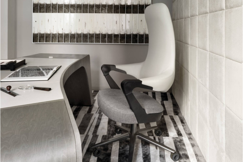 Springer Executive Armchair