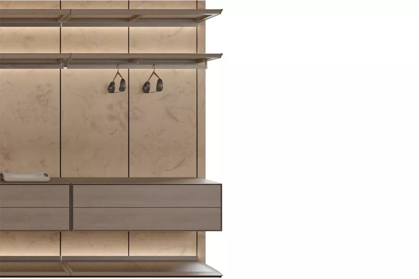 Reiwa Walk-In Closet