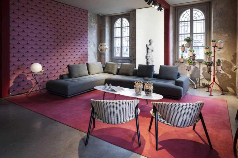 Oliva Small Armchair