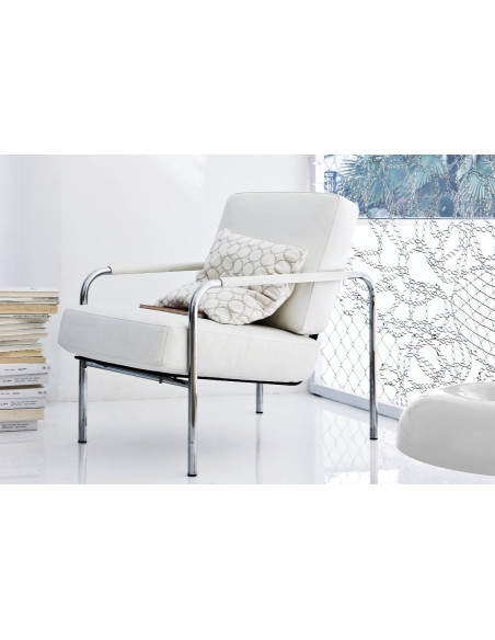 Susanna Armchair