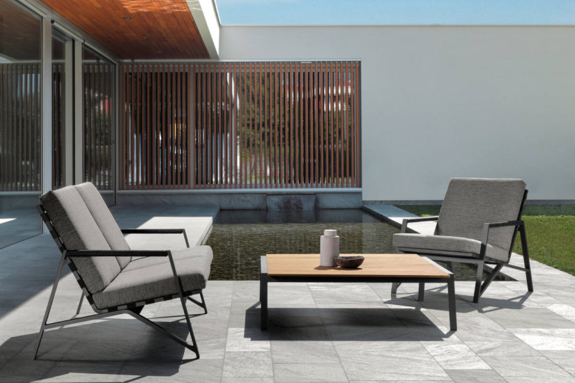 Cottage Outdoor Sofa