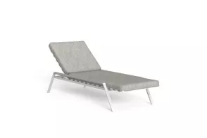 Cottage Outdoor Sunbed