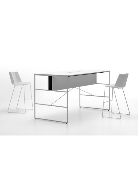 20.Venti Operative Desk