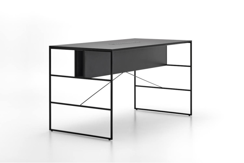 20.Venti Operative Desk