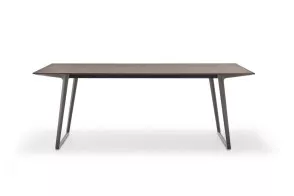Axy Table