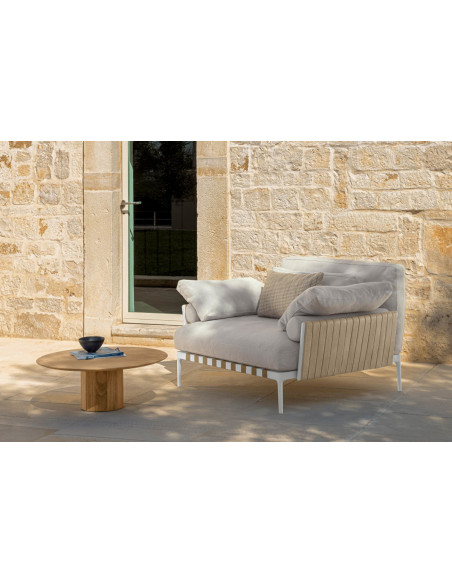 Salinas outdoor coffee table