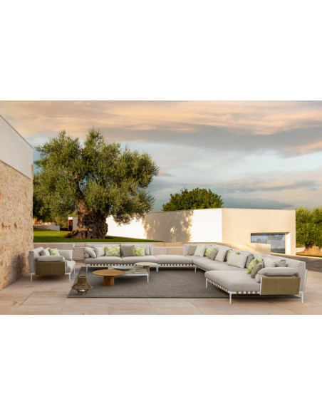 Salinas outdoor sofa