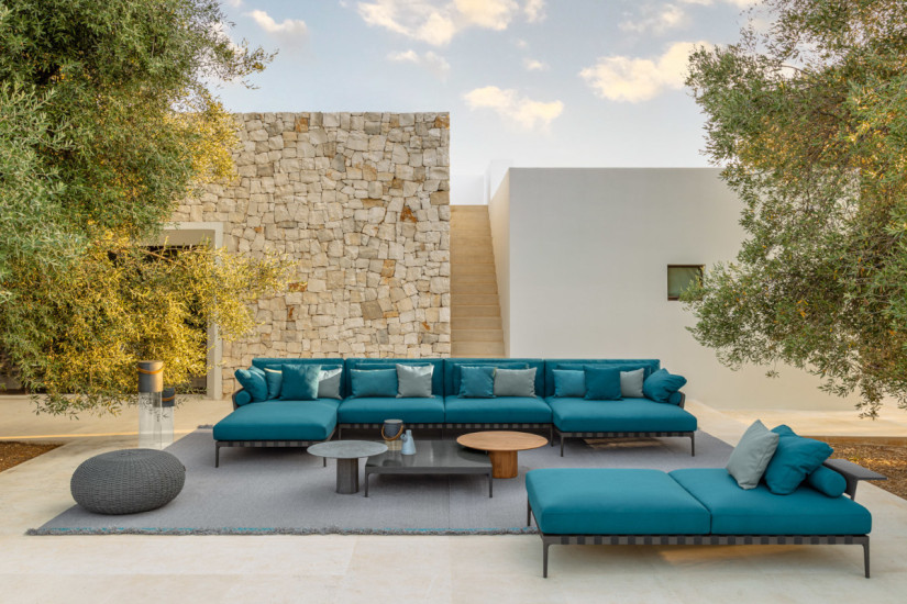 Salinas outdoor sofa