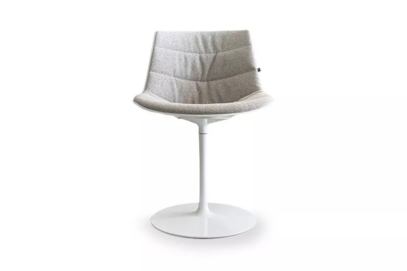 Flow Chair Padded (Expo Offer)