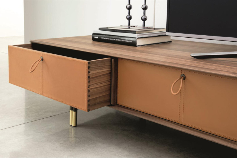 Bayus TV Sideboard